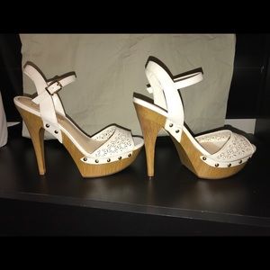 White Jessica Simpson Platform Summer Heel